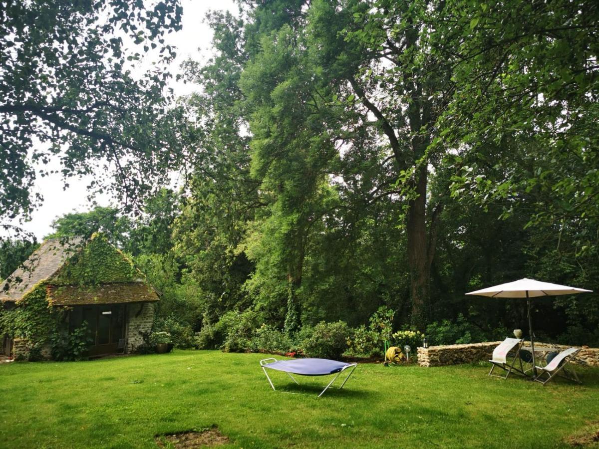 Domaine De La Folicoeur Otel Sainte-Colombe-près-Vernon Dış mekan fotoğraf
